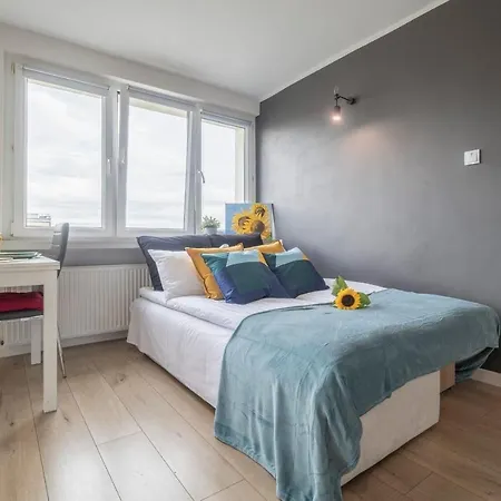 Ξενοδοχείο Rent Like - Legnicka 24 *